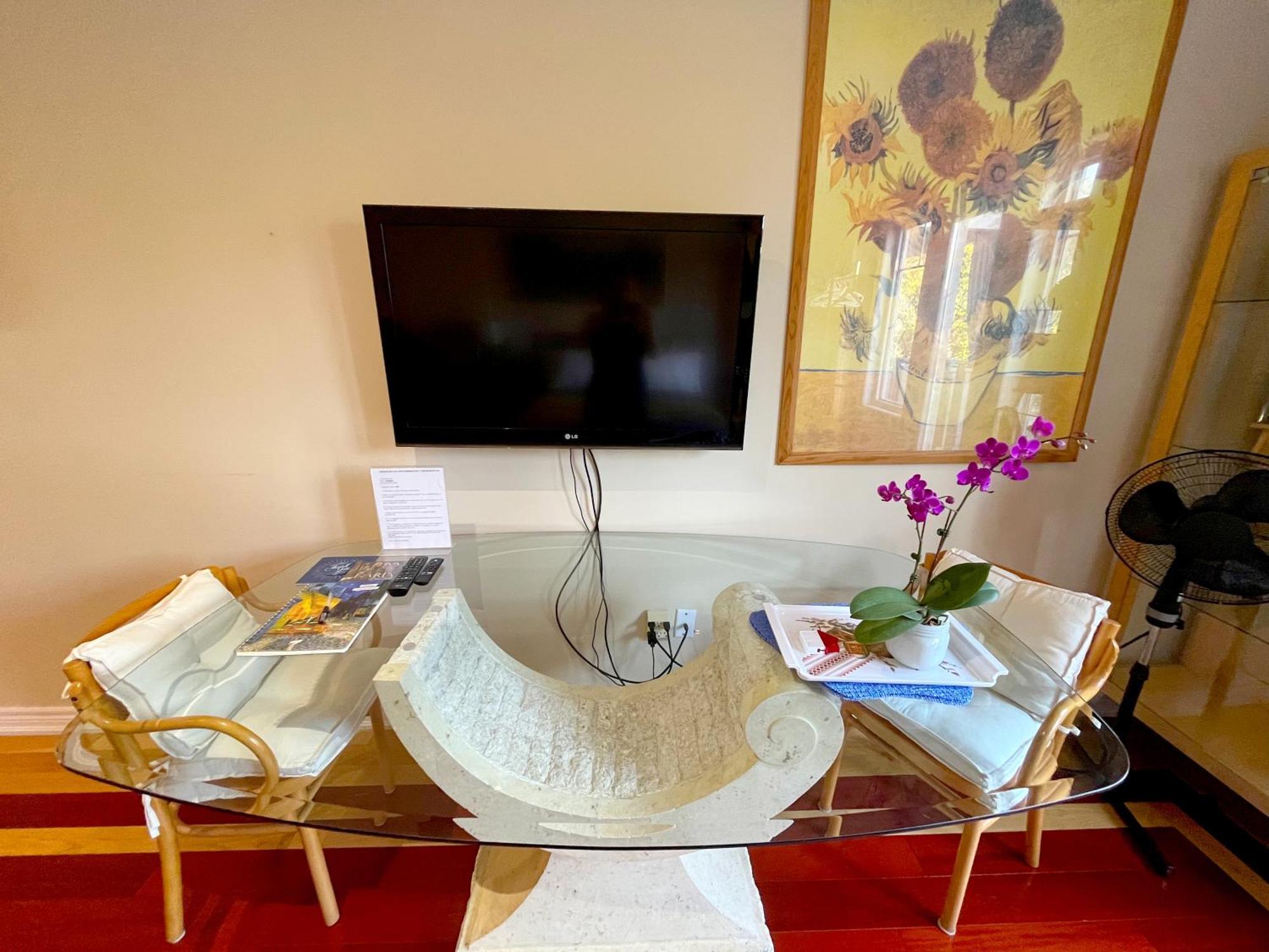 Stunning Rooms In Townhouse Across The Beach Toronto Extérieur photo