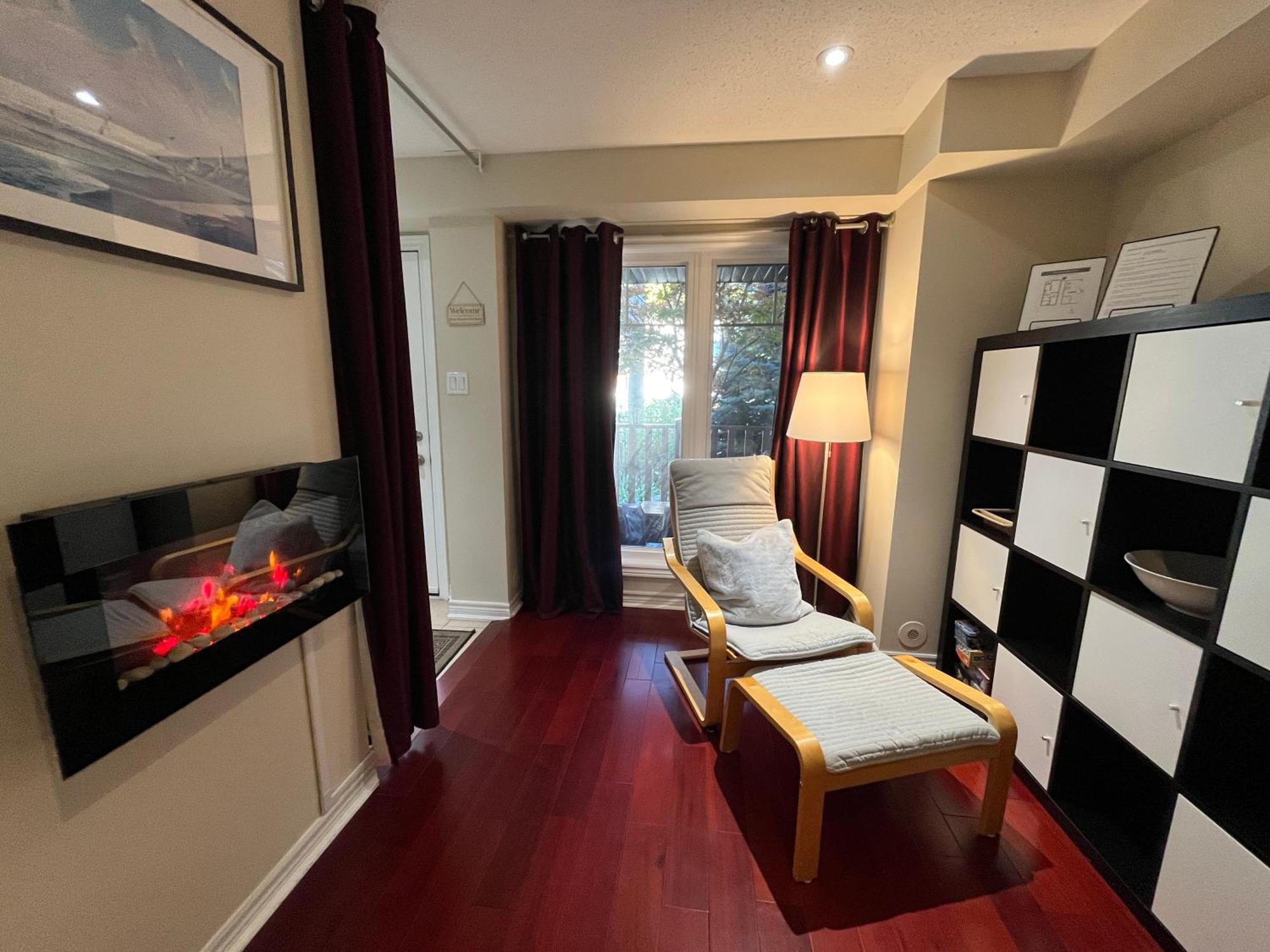Stunning Rooms In Townhouse Across The Beach Toronto Extérieur photo